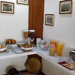 Szálloda Avenida 2*