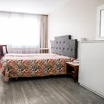 Avenida Hotel