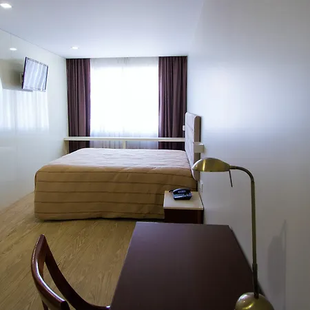 Avenida Hotel