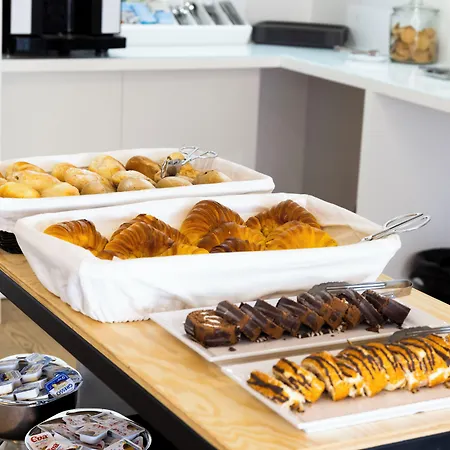 Avenida Отель 2*